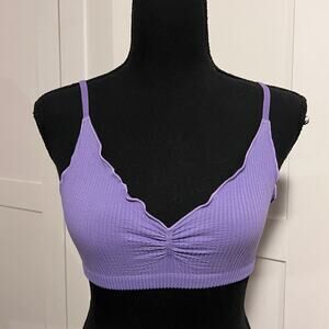 NWOT Out From Under Lavender Scalloped  V-neck Bralette xs/s